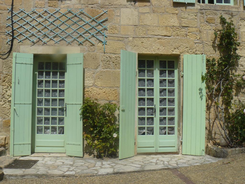 Chambres D'Hotes & Gites Pouget Les Eyzies Zimmer foto